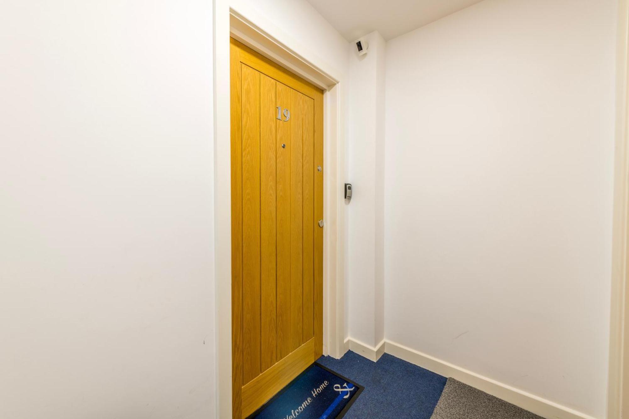 Contemporary Abbey Yard By Prescott Apartments Abingdon-on-Thames ภายนอก รูปภาพ